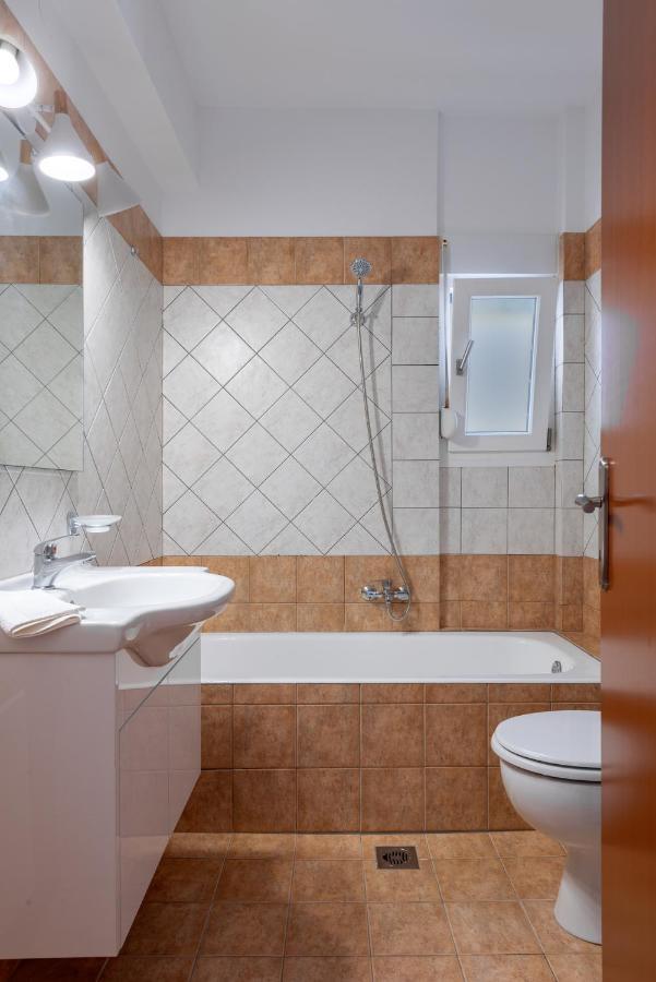 Lagadi Apartment 3 ラッシ エクステリア 写真